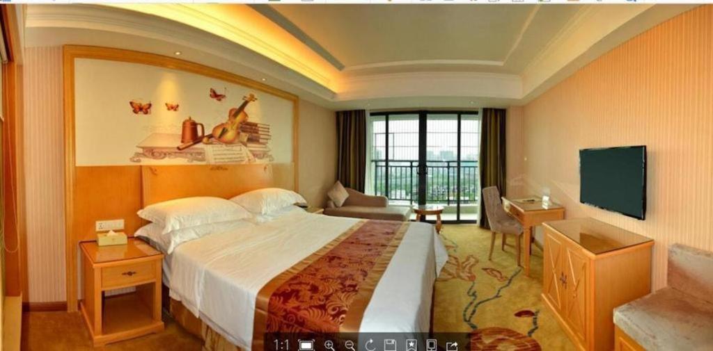 Vienna Classic Hotel Qingyuan Taihe Ancient Cave Scenic Area Exterior photo